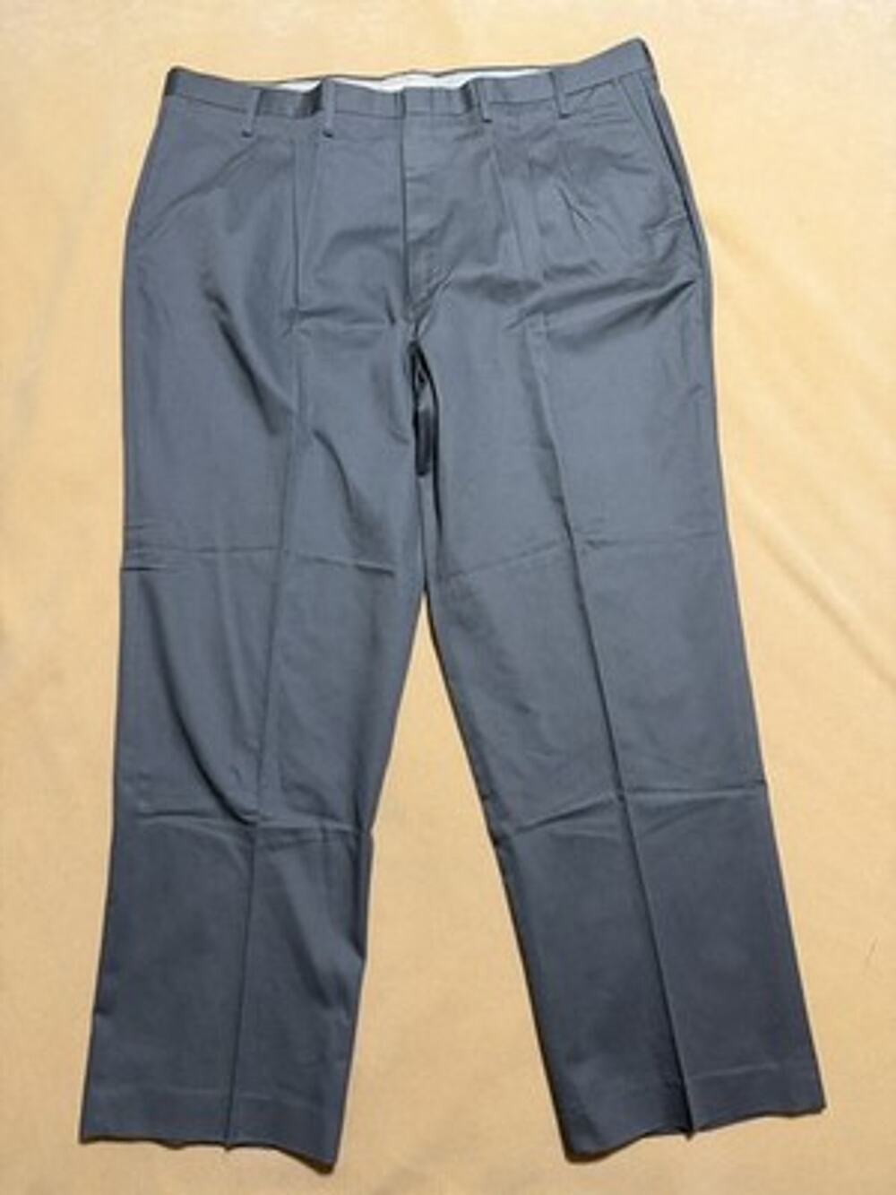 Edwards Men's Gray Khaki Pants 44x30 NWT 2630-09 Business Casual